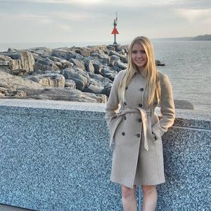 Meet your Posher, Lindsay